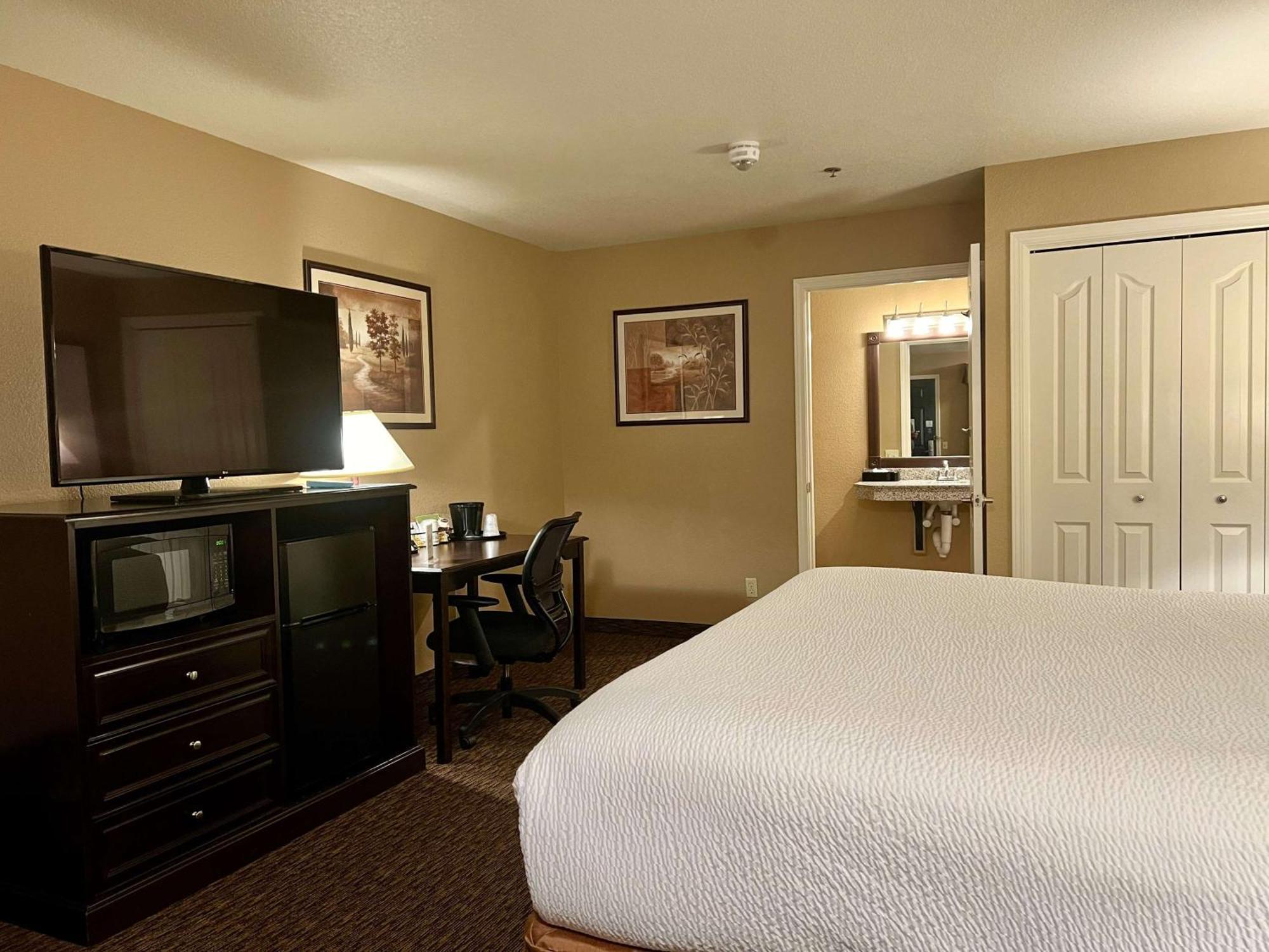 Best Western Country Inn Fortuna Exterior foto